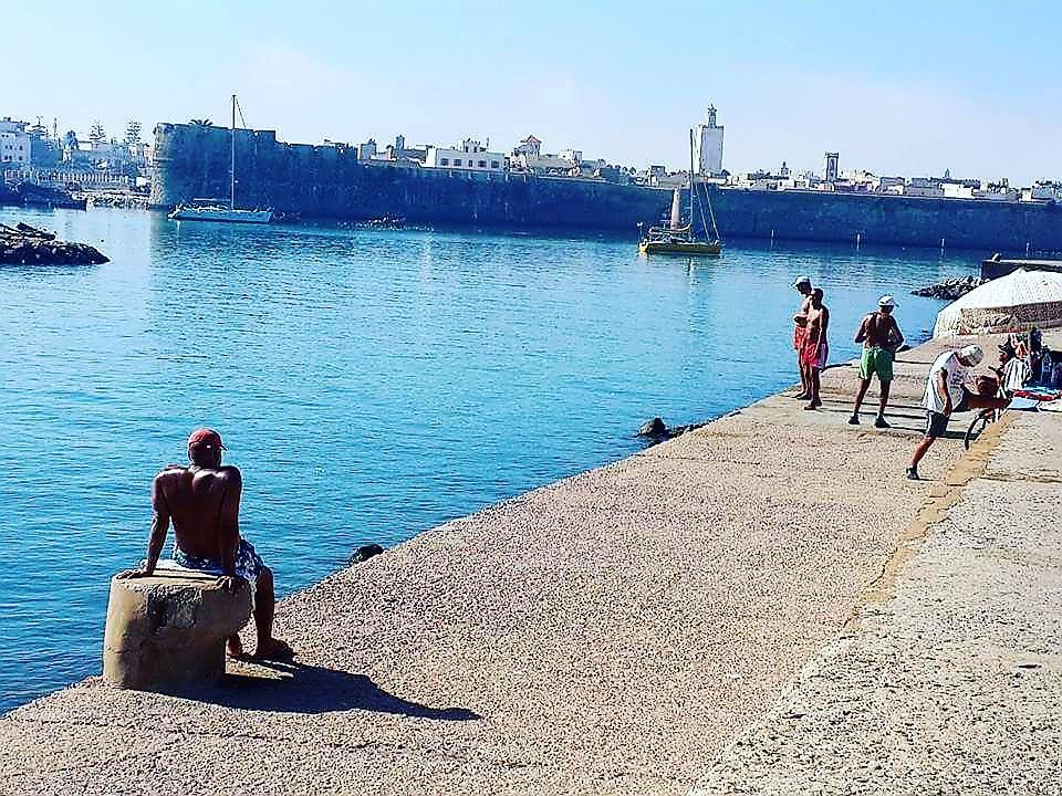 Art Riad Au Bord De La Mer Džadída Exteriér fotografie
