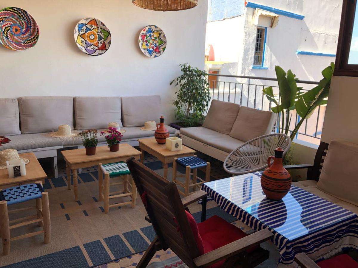 Art Riad Au Bord De La Mer Džadída Exteriér fotografie