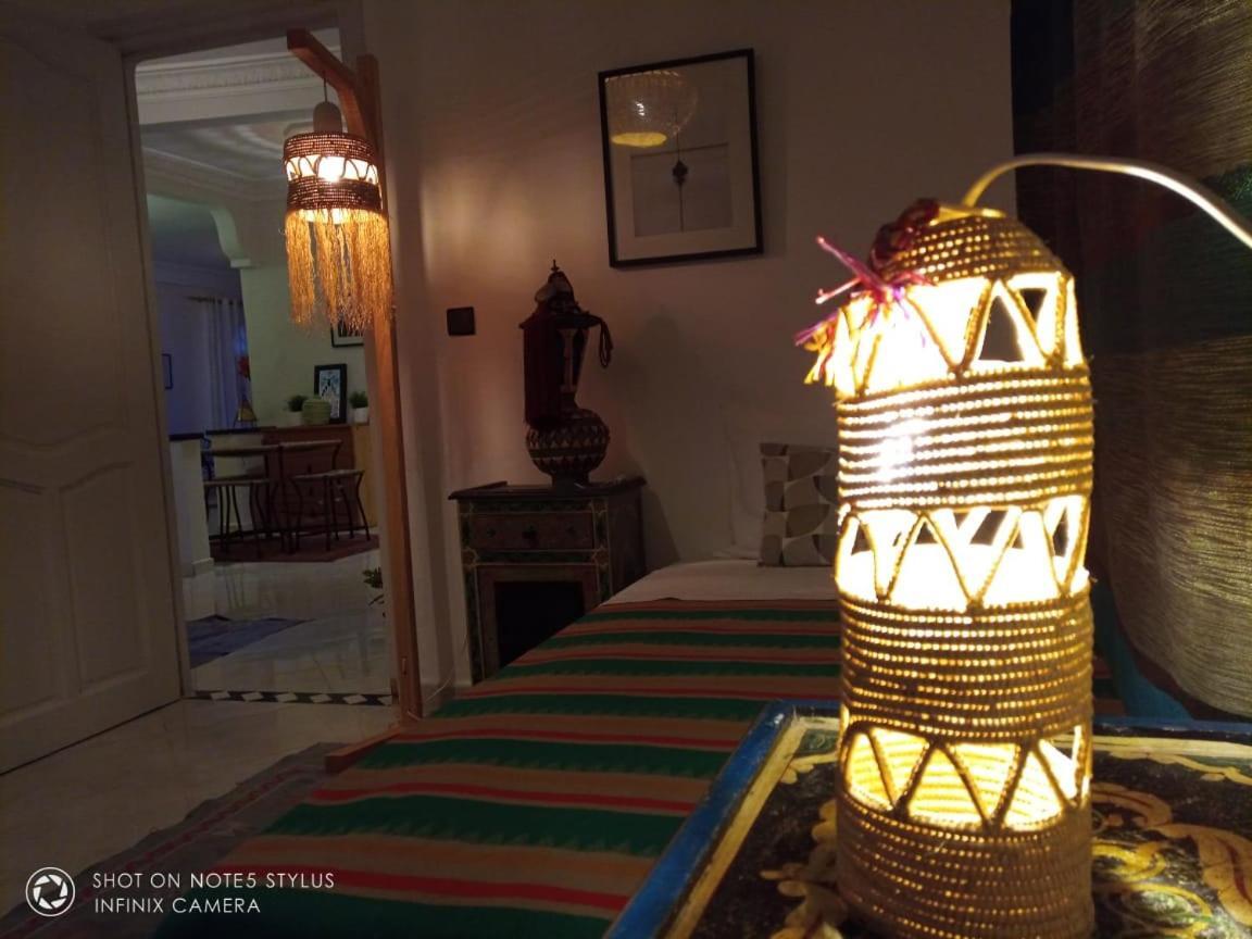 Art Riad Au Bord De La Mer Džadída Exteriér fotografie